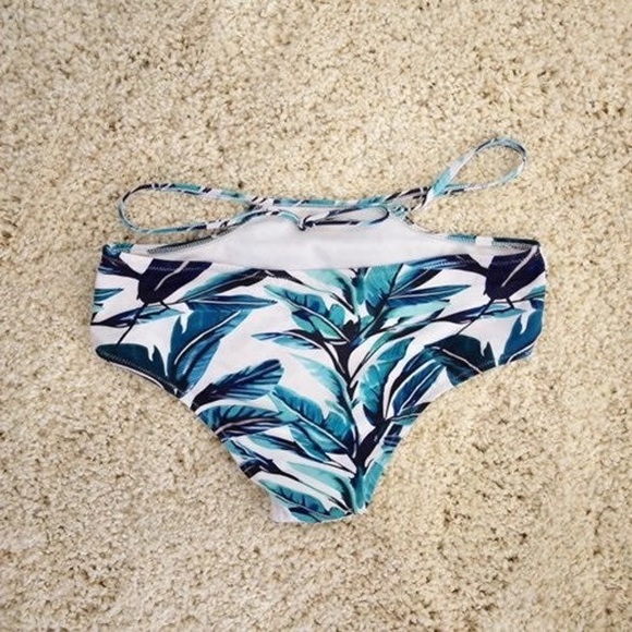 Ruffled Off Shoulder Crop Top Bikini - Picture 5 of 5